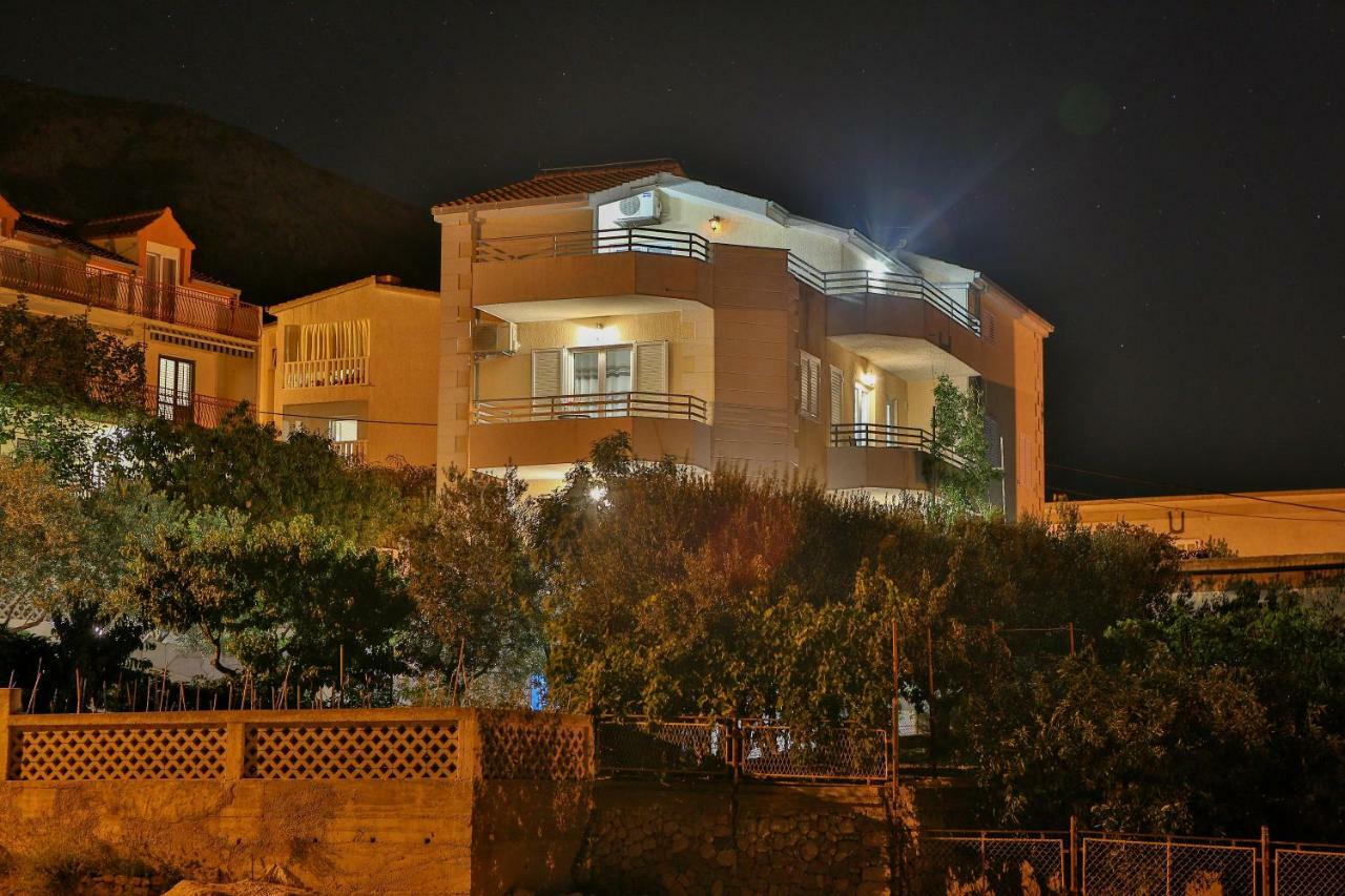 Rako Apartma Dugi Rat